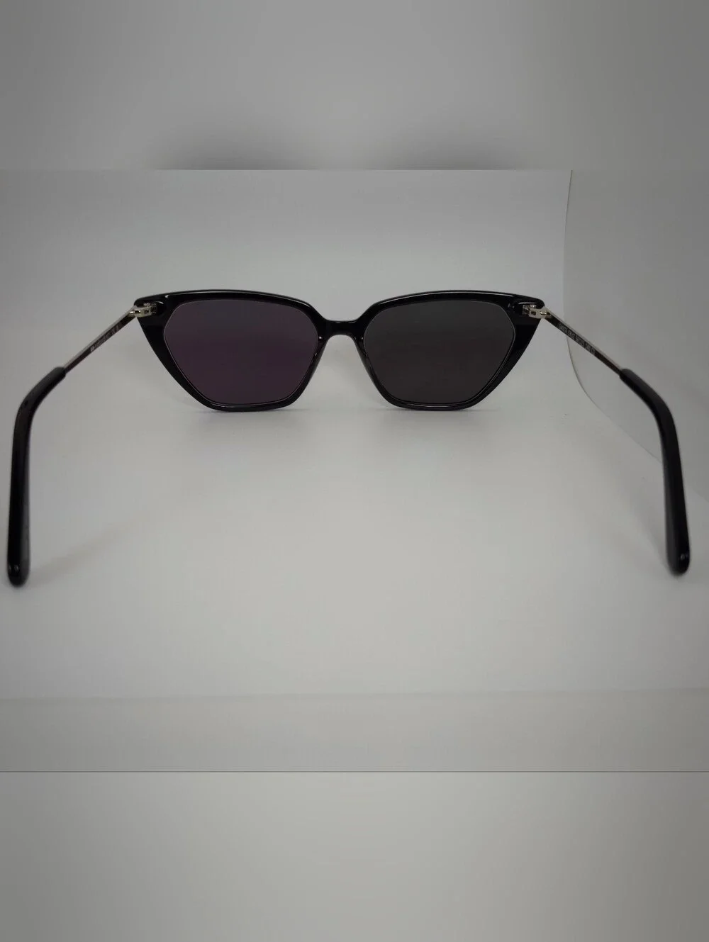 Santa Cruz. Classic Black Cat-Eye Women's.